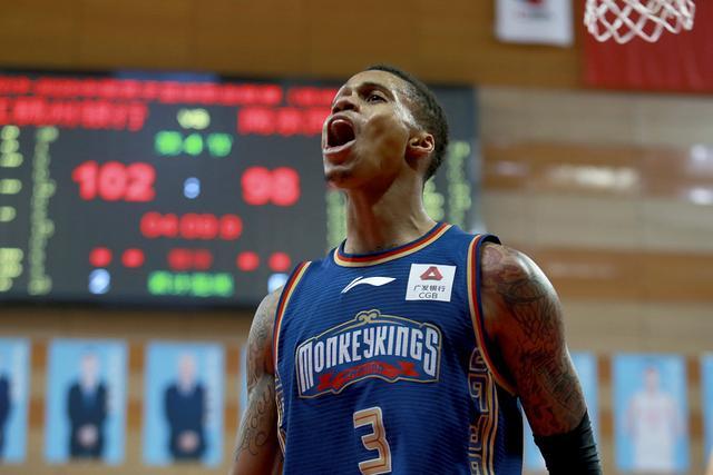 世俱杯夺冠赔率:大巴黎1赔3.5领跑 曼城超皇马