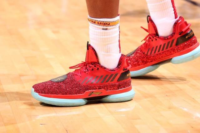 俱乐部杯-韩德君10分辽宁负首钢 范子铭8+11